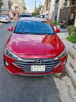 هیوندای ئەلەنترا